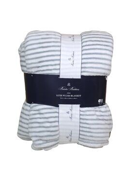 Brooks Brothers King Luxe Plush Blanket 102" X 86" Soft Gray & White Stripes